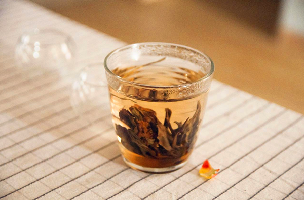 秋季喝茶的四点好处,很实用