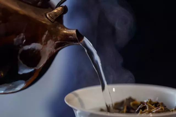 春天要多喝茶,好处多多