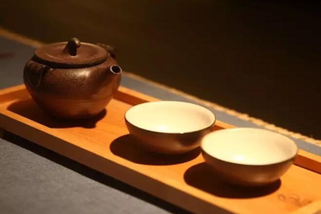 入夜,喝什么茶好?